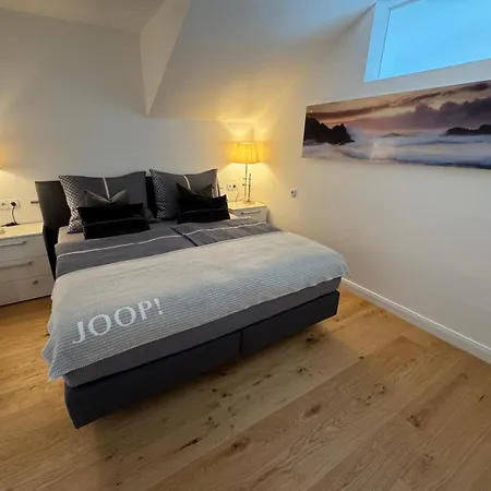 Haus Klement Bed & Breakfast
